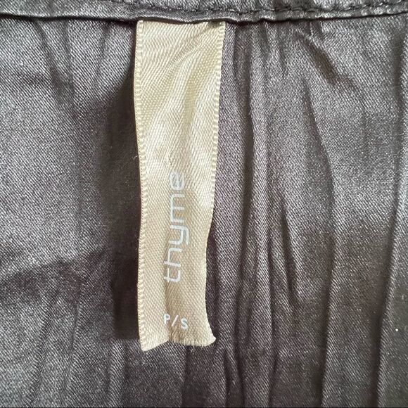 Thyme Maternity Black Crinkly Short Sleeve Top S - Picture 7 of 8